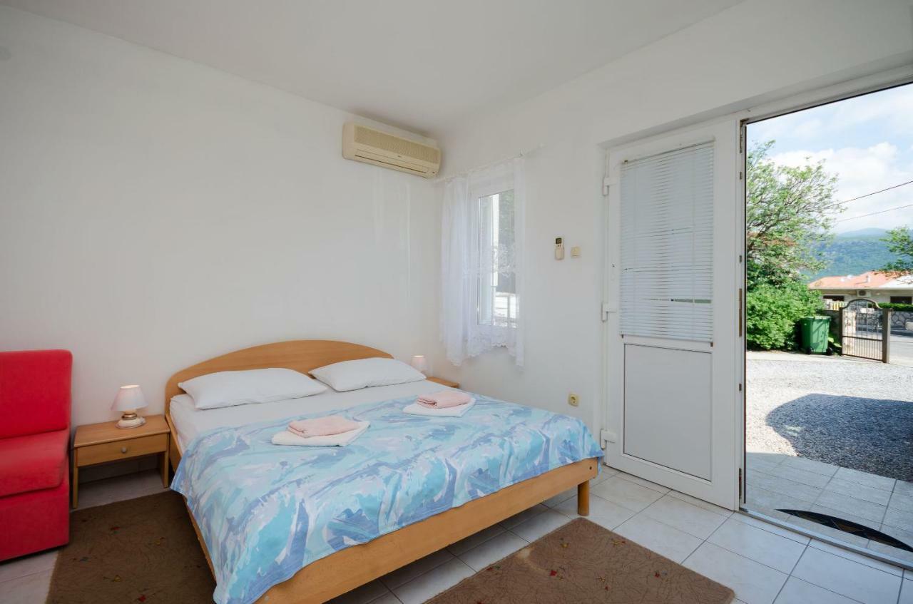 Apartments Branimir Novi Vinodolski Pokoj fotografie